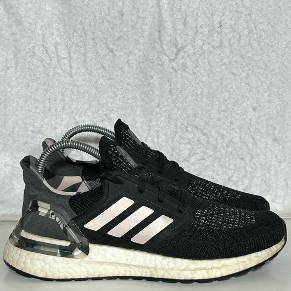Adidas Womens Black Grey Ultra Boost 20 Running Athletic Sneakers Shoes SZ US 7 - Picture 1 of 11